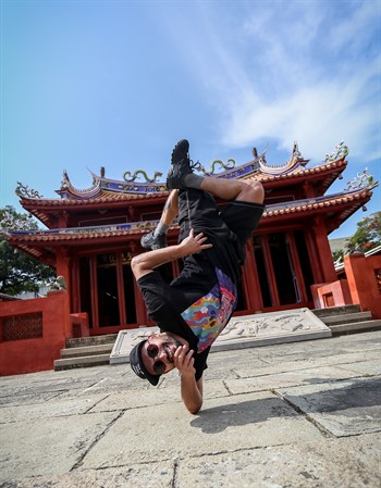 Profile picture of Yakov Krawec