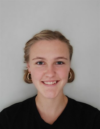 Profile picture of Julie Kringlebotn