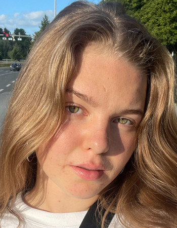 Profile picture of Karina Ekimenko