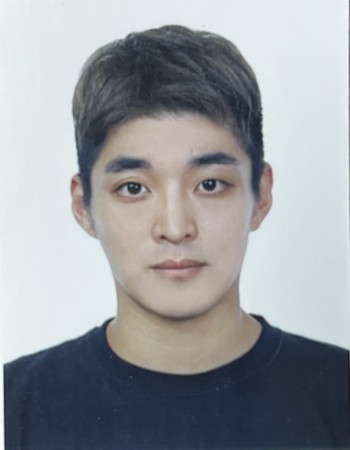 Profile picture of Park Woosong