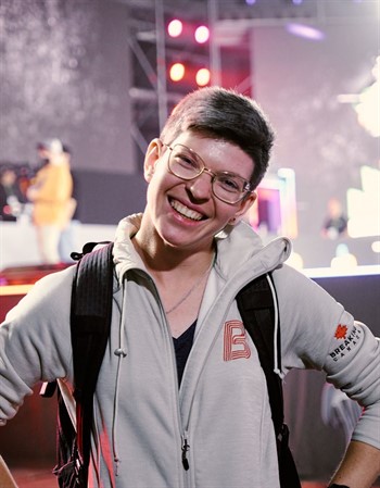 Profile picture of Alexandra Mozil